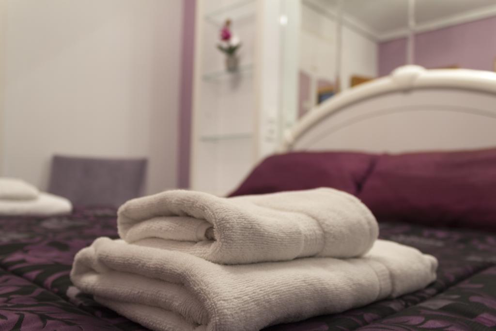Hostal Dulcinea Esquivias エクステリア 写真