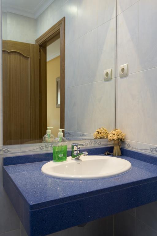Hostal Dulcinea Esquivias エクステリア 写真